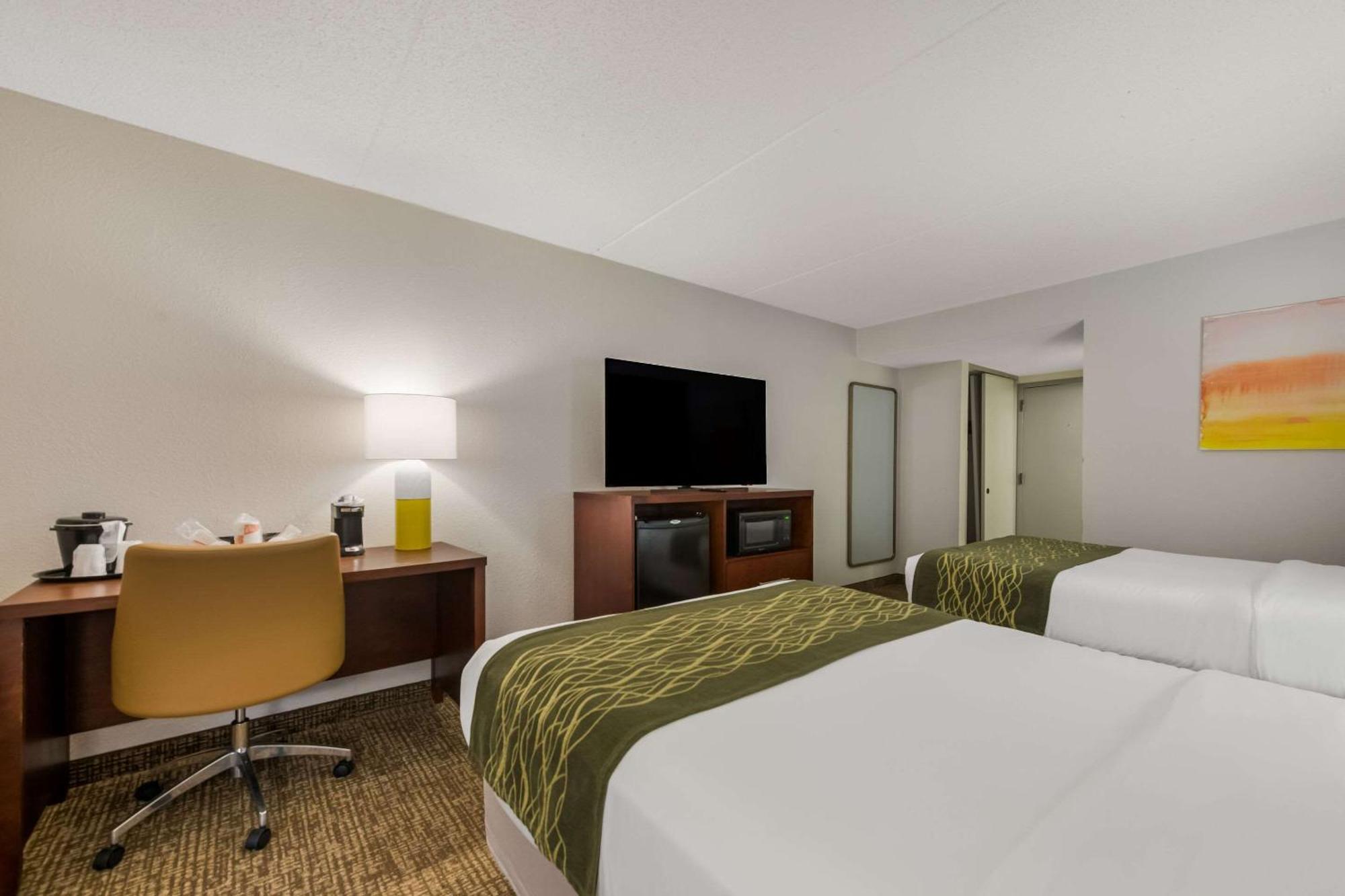 Comfort Inn Newport News - Hampton I-64 المظهر الخارجي الصورة